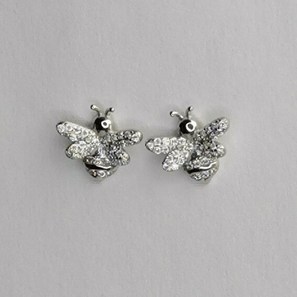 Cz Sterling silver bumble bee stud earrings 🆕 - Picture 8 of 8